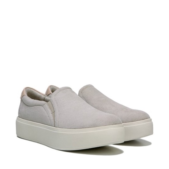 dr scholl's kinney slip on sneaker